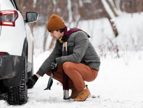 Зимние шины: безопасность на заснеженной дороге
