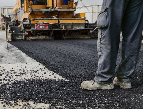 В Воронеже в 2017 году отремонтируют более 50 улиц и дорог