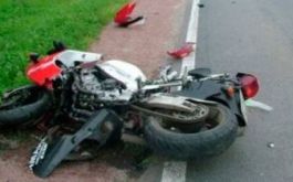 На въезде в Воронеж мотоцикл врезался в мусоровоз: двое погибли